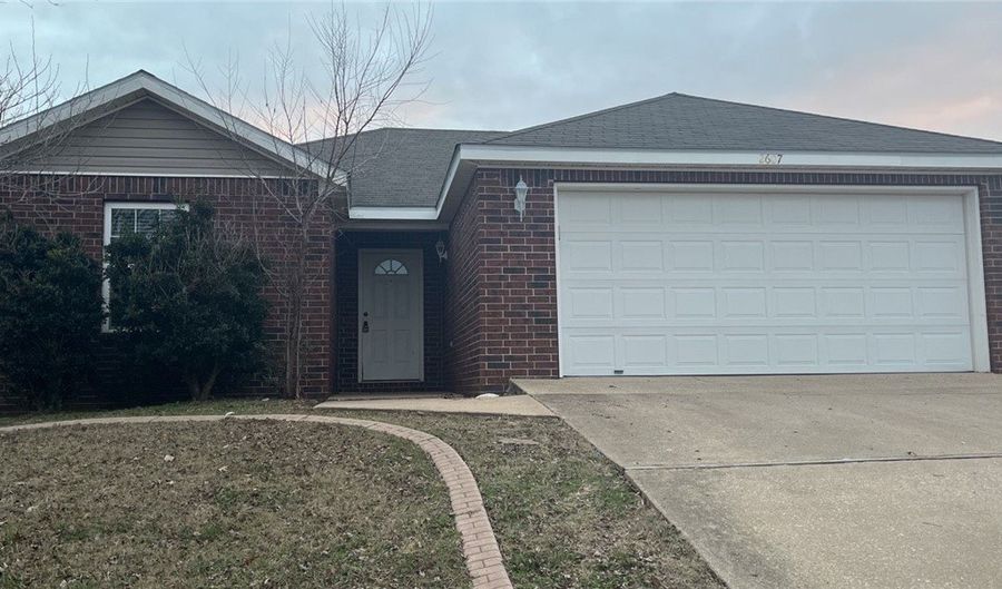 2607 SW 10Th St, Bentonville, AR 72712 - 3 Beds, 2 Bath