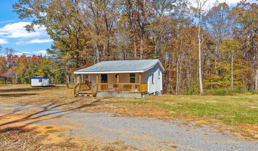 236 Sweeney Rd, Benton, TN 37307 - 1 Beds, 1 Bath