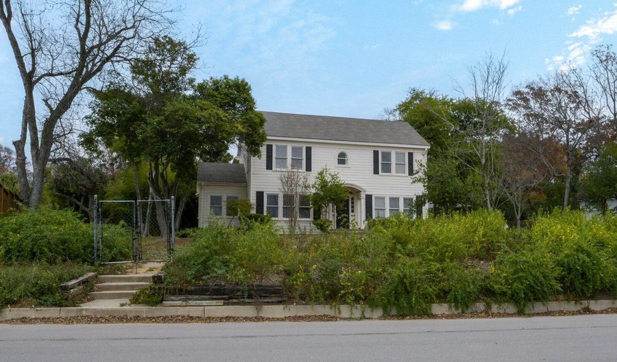 702 Ogden Ln, Alamo Heights, TX 78209 - 4 Beds, 0 Bath