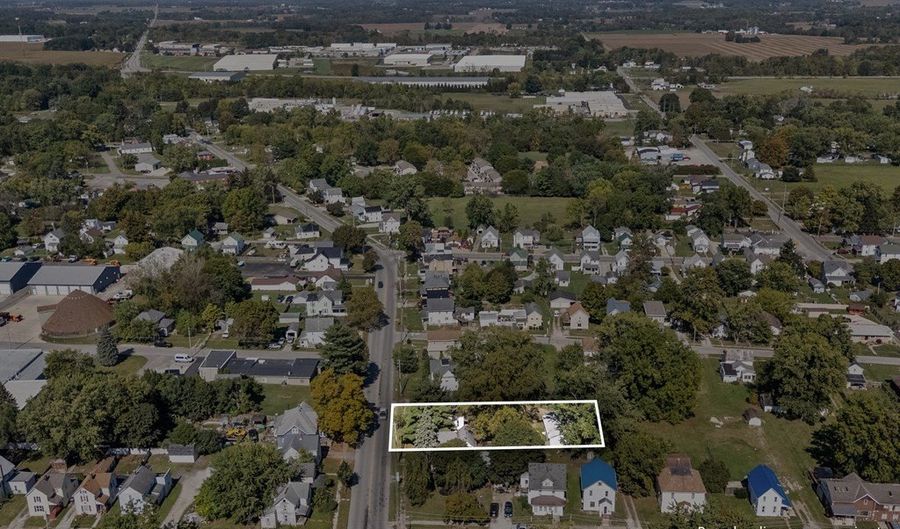 1115 Cottage St, Ashland, OH 44805 - 2 Beds, 2 Bath