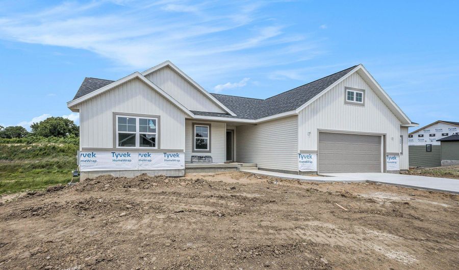 6199 Slumber Way, Allendale, MI 49401 - 3 Beds, 2 Bath