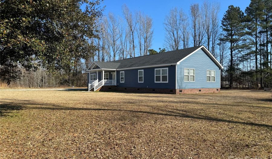 643 Holly Cir, Wallace, SC 29596 - 4 Beds, 2 Bath