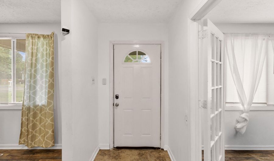 462 Morgan St NW, Aiken, SC 29801 - 7 Beds, 2 Bath