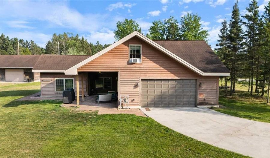 522 S 3rd St, Aurora, MN 55705 - 3 Beds, 2 Bath