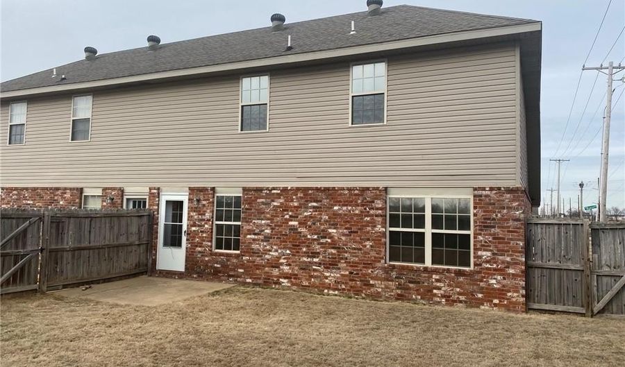2901 SW Windrift Ave 1, Bentonville, AR 72712 - 3 Beds, 2 Bath