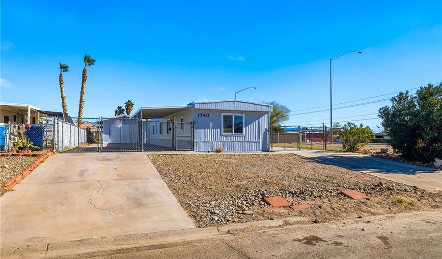 1740 Bluebonnet Blvd, Bullhead City, AZ 86442 - 3 Beds, 2 Bath