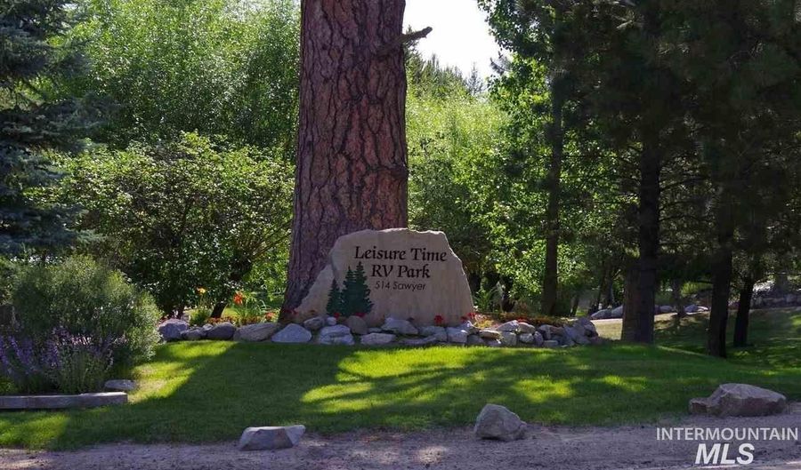 514 D44 Sawyer St D44, Cascade, ID 83611 - 1 Beds, 1 Bath