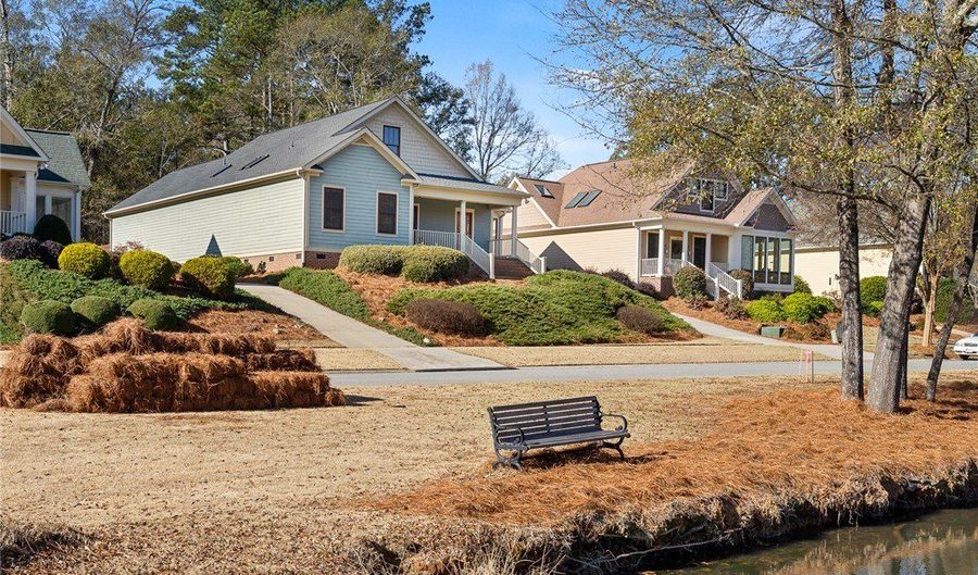 16 Oleander Dr, Anderson, SC 29621 - 3 Beds, 3 Bath
