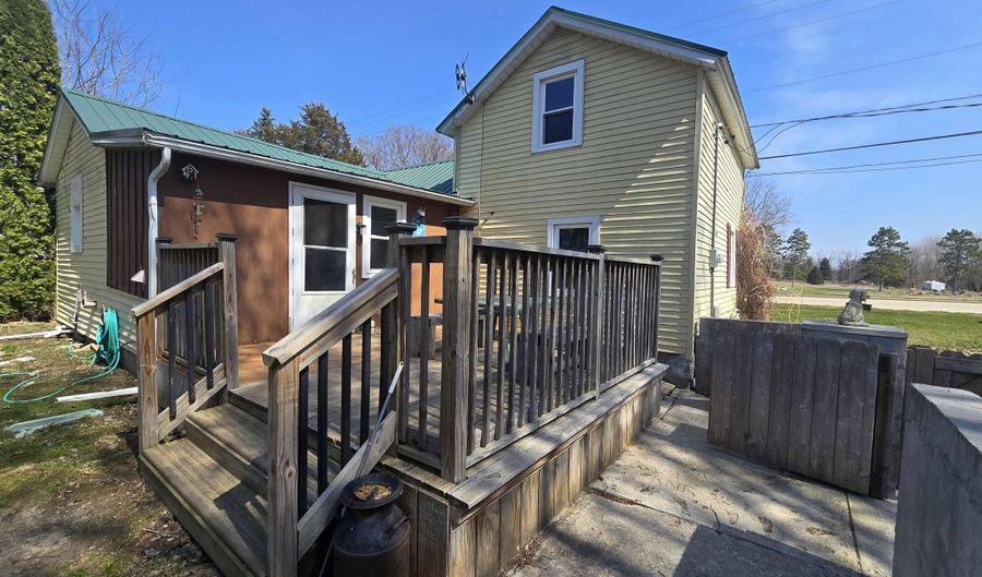 5416 S County Road D, Afton, WI 53501 - 2 Beds, 1 Bath