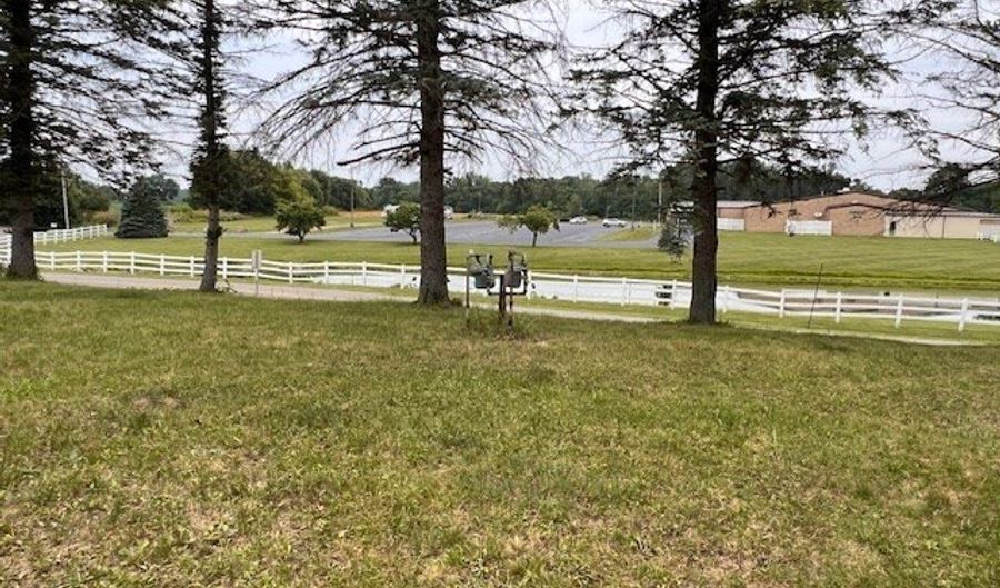 95 Harold Dr, Ashland, OH 44805 - 3 Beds, 2 Bath