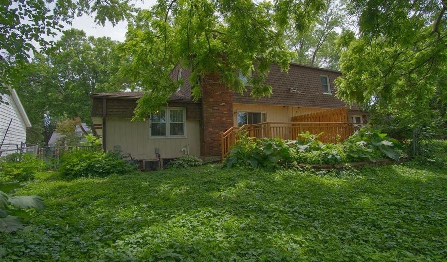 6620-6622 Berkshire Rd, Madison, WI 53711 - 6 Beds, 0 Bath