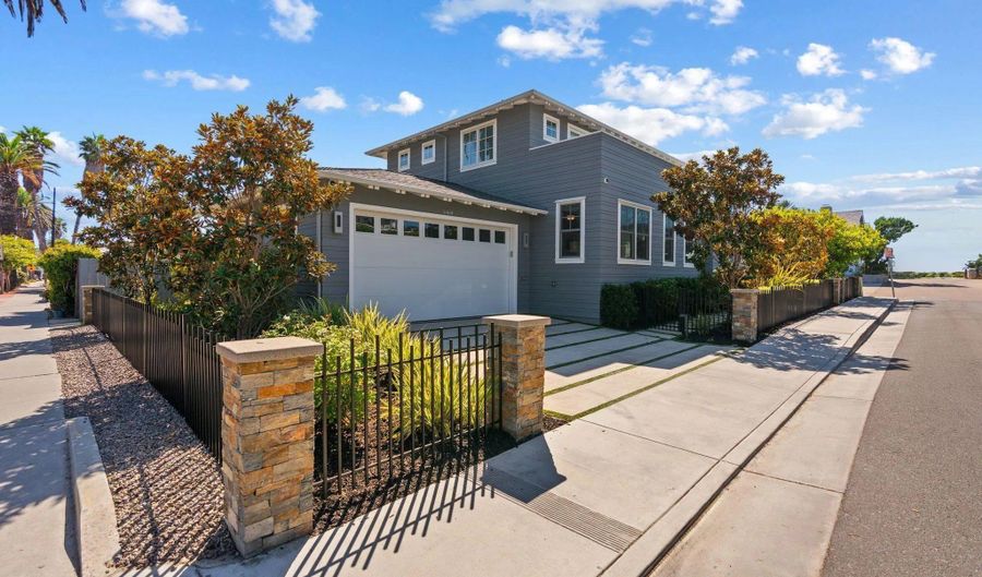 145 22nd St, Del Mar, CA 92014 - 3 Beds, 4 Bath