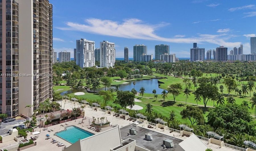 20335 W Country Club Dr 2101, Aventura, FL 33180 - 1 Beds, 2 Bath