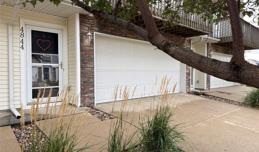4844 NE Milligan Ln, Ankeny, IA 50021 - 2 Beds, 3 Bath