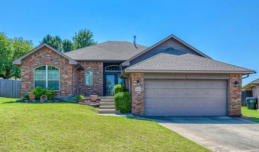 500 Cooper Ct, Norman, OK 73071 - 3 Beds, 2 Bath