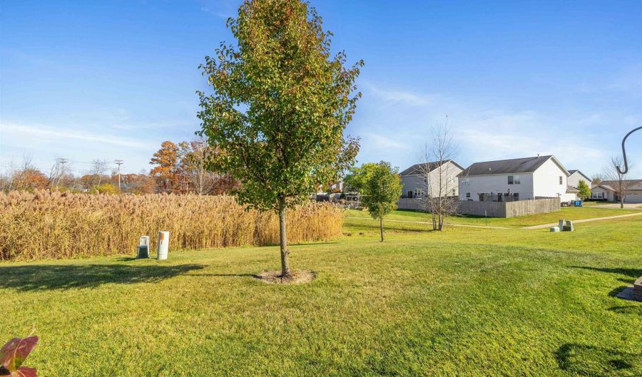 1911 Greyson Dr, Auburn, IN 46706 - 2 Beds, 2 Bath