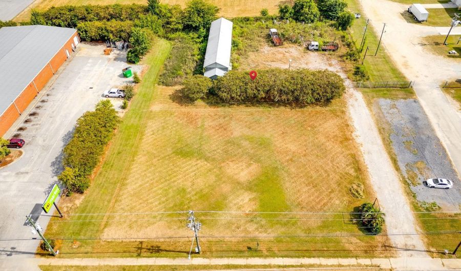 537 S Main St, Bishopville, SC 29010 - 0 Beds, 0 Bath