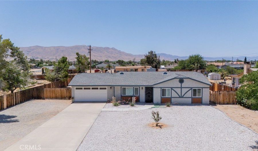 21225 Del Oro Rd, Apple Valley, CA 92308 - 3 Beds, 2 Bath