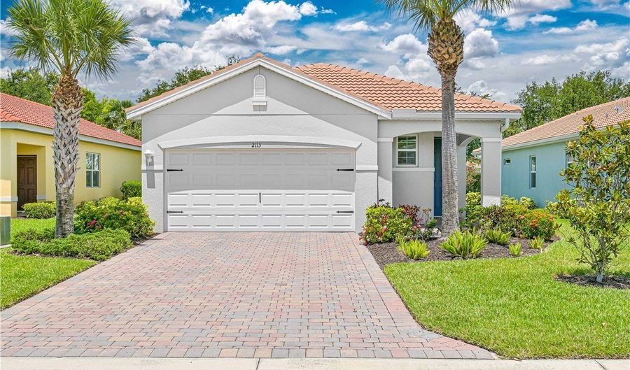 2113 Summersweet Dr, Alva, FL 33920 - 3 Beds, 2 Bath