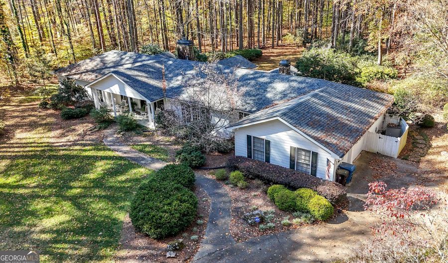1355 Sherry Dr, Alpharetta, GA 30009 - 4 Beds, 2 Bath