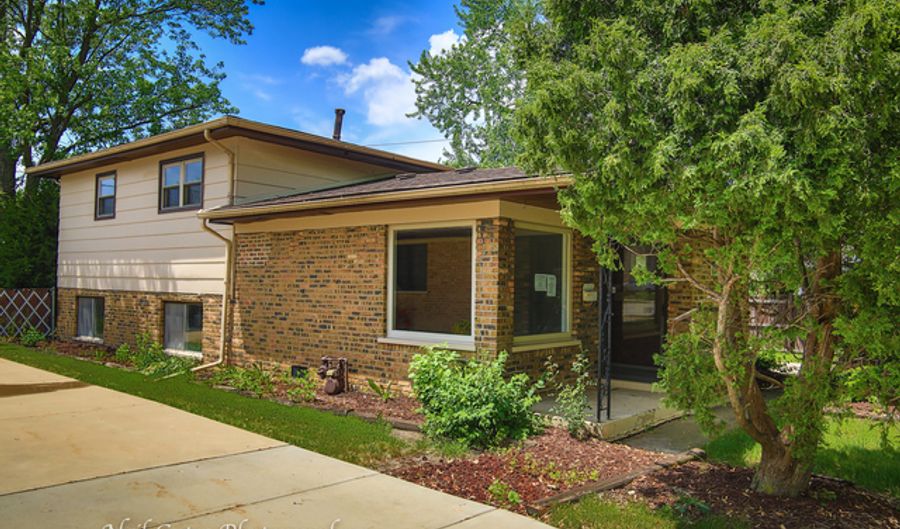 16404 Roy St, Oak Forest, IL 60452 - 3 Beds, 2 Bath