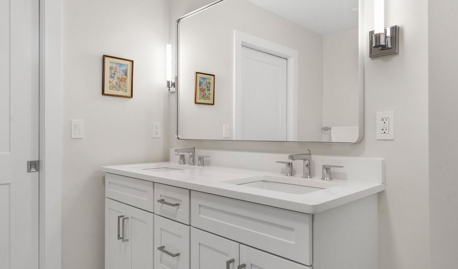 267 US Route 1, Falmouth, ME 04105 - 1 Beds, 2 Bath