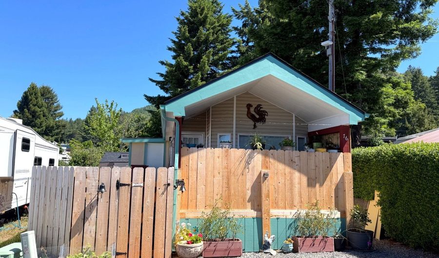 16117 HIGHWAY 101 76, Brookings, OR 97415 - 1 Beds, 1 Bath