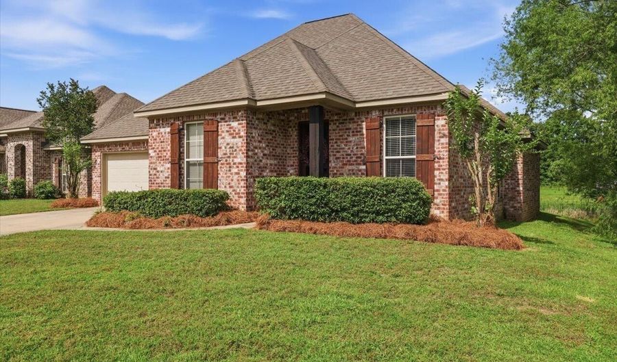 114 Pleasant Harbor Ave, Brandon, MS 39047 - 3 Beds, 2 Bath