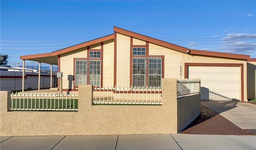 6070 Big Bend Ave, Las Vegas, NV 89156 - 3 Beds, 2 Bath