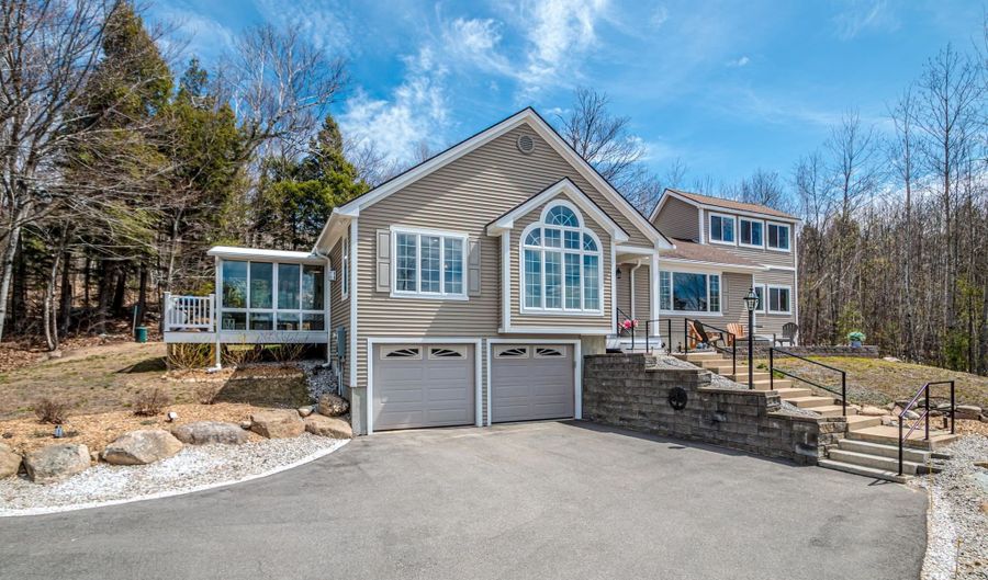 91 Wild View Dr, Bartlett, NH 03812 - 3 Beds, 2 Bath