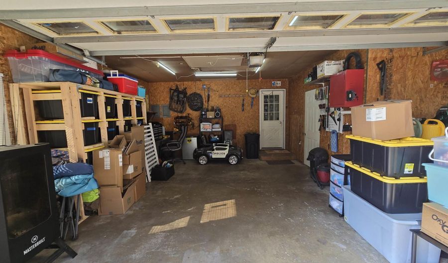 10700 N State Rd 67/28, Albany, IN 47320 - 3 Beds, 1 Bath