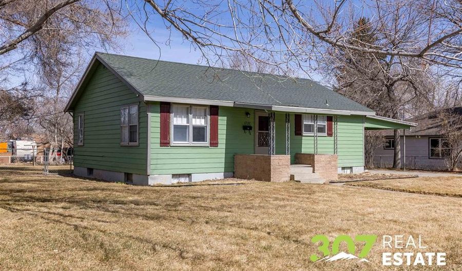 1737 Alger Ave, Cody, WY 82414 - 2 Beds, 1 Bath