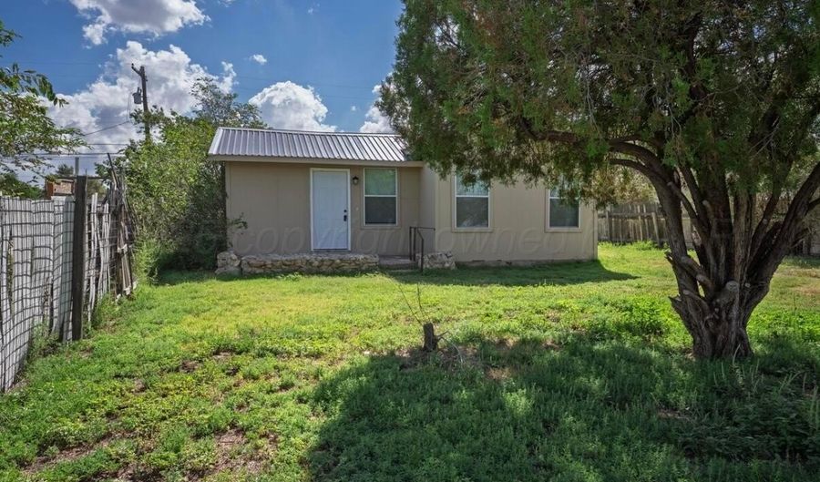302 N KENTUCKY St, Amarillo, TX 79106 - 2 Beds, 1 Bath