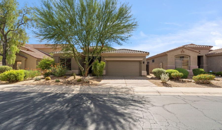 34030 N 43RD St, Cave Creek, AZ 85331 - 3 Beds, 4 Bath