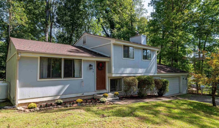 75 LUMBER Ln, Barboursville, VA 22923 - 3 Beds, 2 Bath