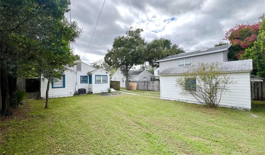 115 E HARVARD St, Orlando, FL 32804 - 3 Beds, 1 Bath