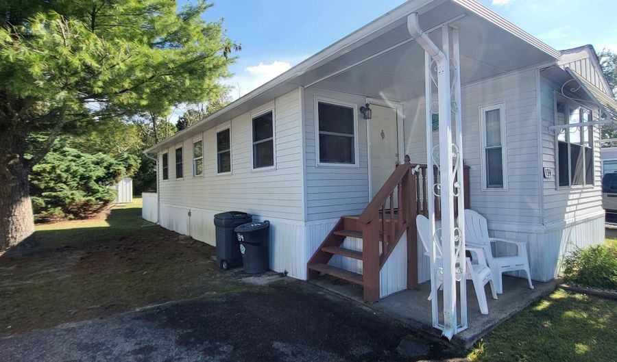 134 Cypress Ln, Barnegat, NJ 08005 - 2 Beds, 1 Bath
