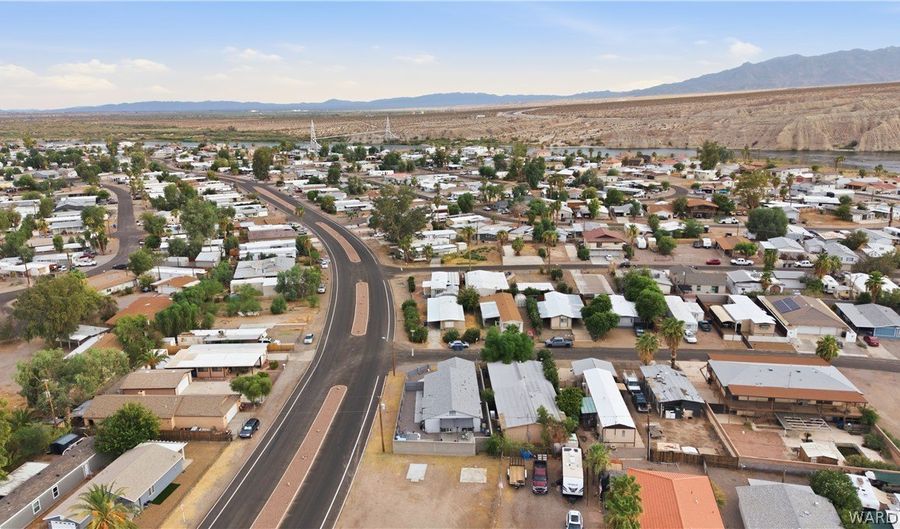 253 Willowood Ln, Bullhead City, AZ 86442 - 3 Beds, 2 Bath