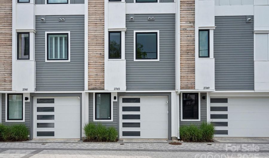 2745 Shenandoah Ave, Charlotte, NC 28205 - 3 Beds, 3 Bath