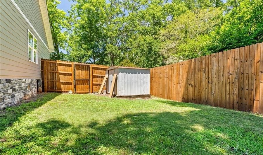 502 E THACH Ave, Auburn, AL 36830 - 4 Beds, 3 Bath