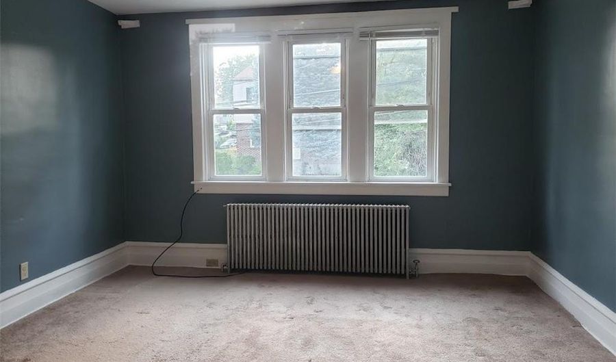 915 S Front St 2, Allentown, PA 18103 - 1 Beds, 1 Bath