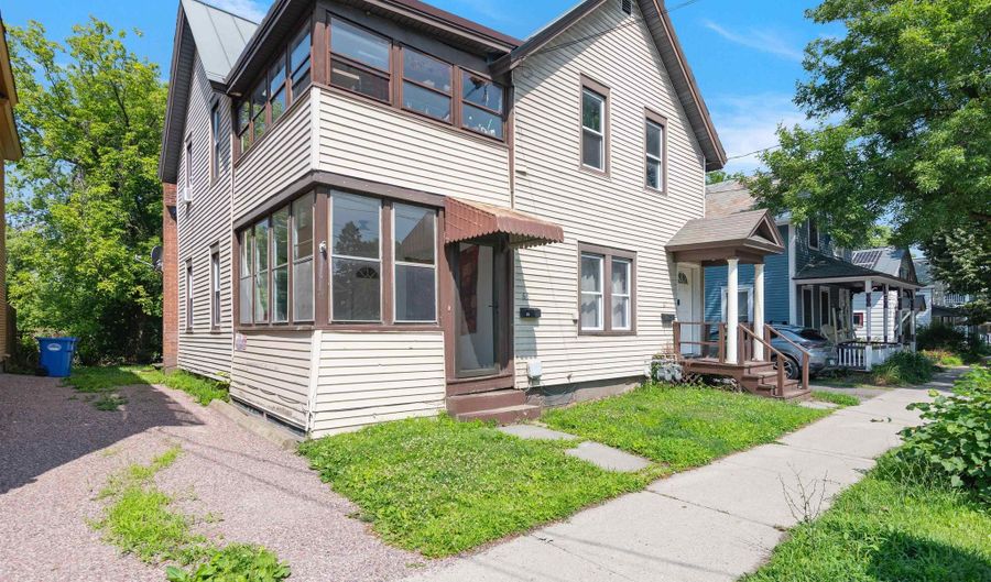 65-67 Park St, Burlington, VT 05401 - 5 Beds, 2 Bath