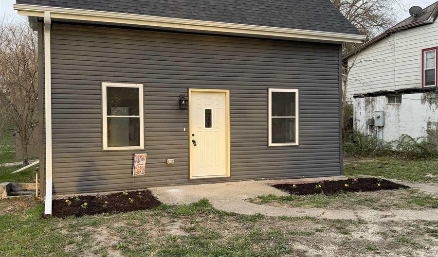 1308 Birch St, Atlantic, IA 50022 - 3 Beds, 1 Bath