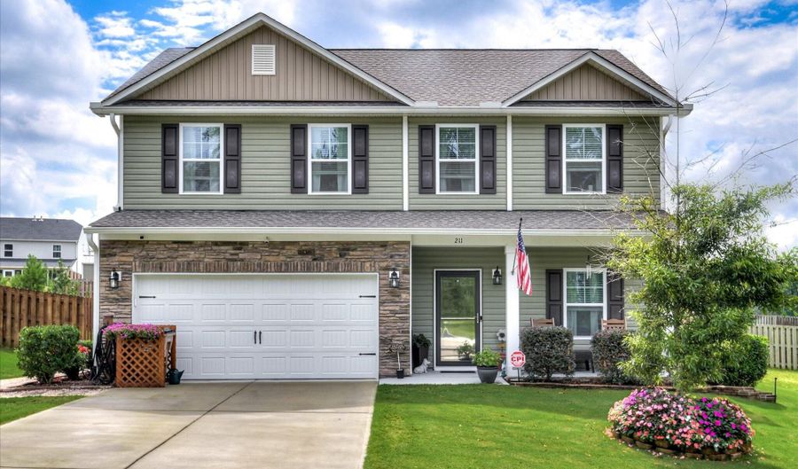 211 Luxborough Ct, Aiken, SC 29801 - 4 Beds, 3 Bath