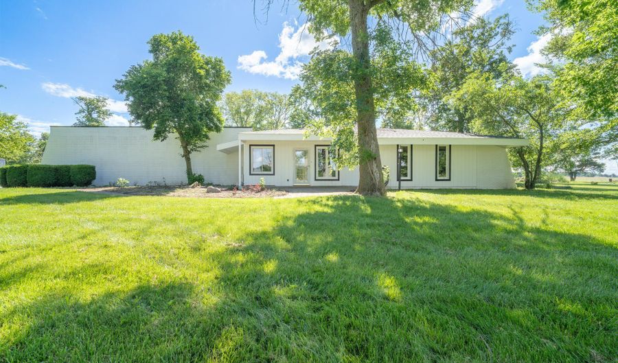 13952 Lochard Rd, Anna, OH 45302 - 3 Beds, 3 Bath