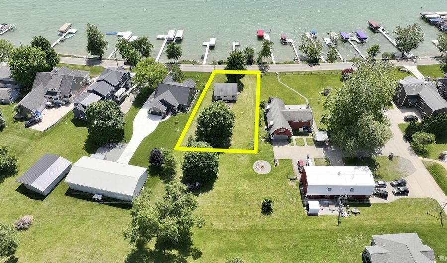6480 W Orland Rd, Angola, IN 46703 - 2 Beds, 1 Bath