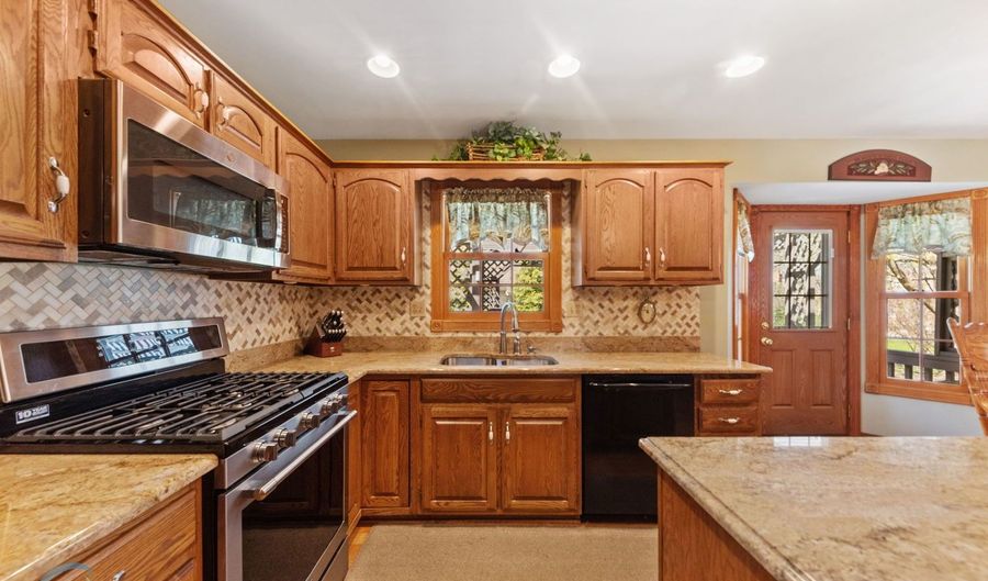 2409 Marshall Ct, Naperville, IL 60565 - 4 Beds, 3 Bath