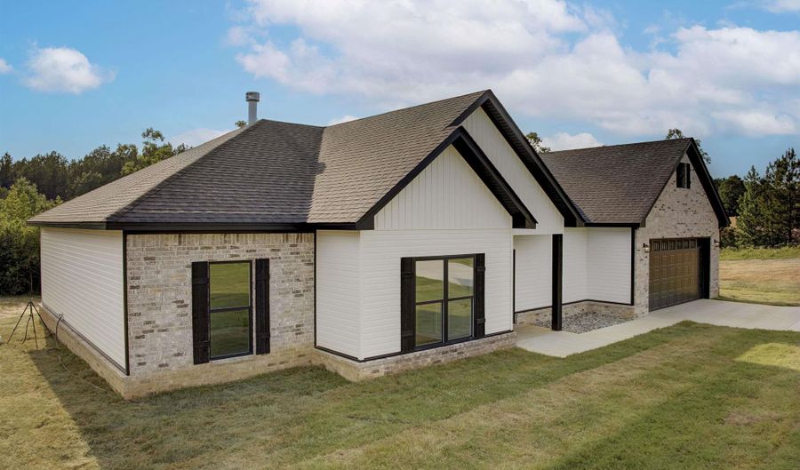 1068 Creekwood Cir, Bauxite, AR 72011 - 3 Beds, 2 Bath