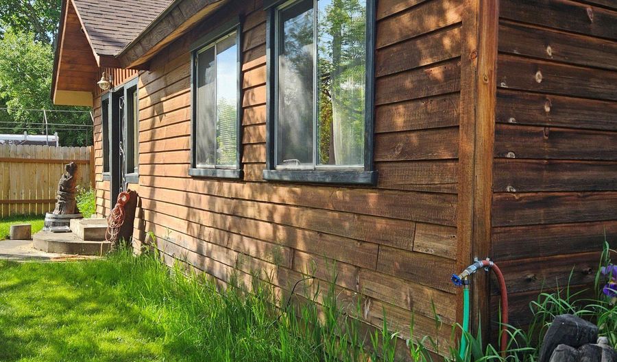 108 W 3rd Ave, Clark Fork, ID 83811 - 2 Beds, 2 Bath