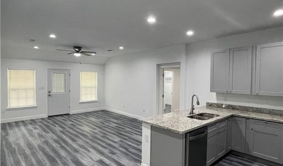 718 AVENUE J None, Bogalusa, LA 70427 - 3 Beds, 2 Bath